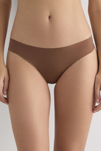 Brazilian panties in seamless ultra light microfiber