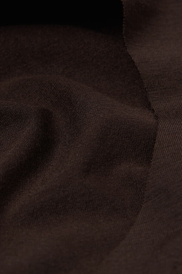 Erittäin mukavat korkeavyötäröiset hipsterit Erittäin mukavat korkeavyötäröiset hipsterit