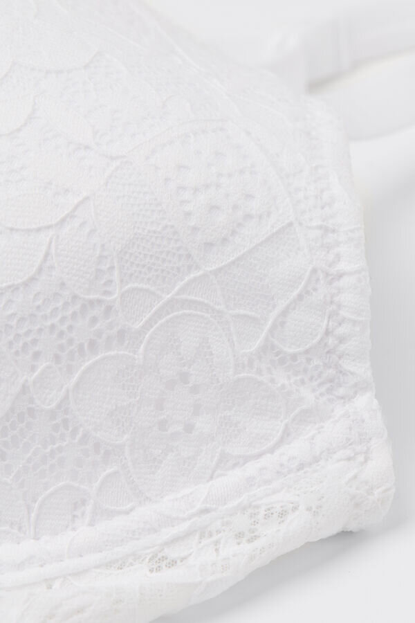 Francesca-pitsinen balconette-rintaliivi Francesca-pitsinen balconette-rintaliivi