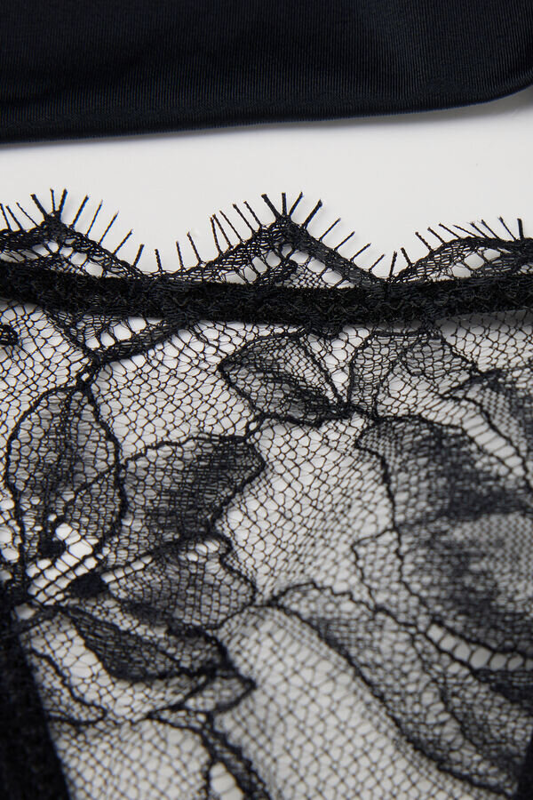 Leikkisä glamour Brazilian Leikkisä glamour Brazilian