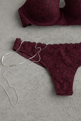 Mikrokuituinen pitsinen Brazilian