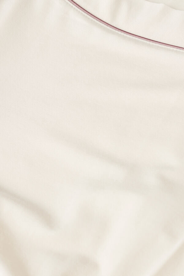 Modal-shortsit kontrastireunuksilla Modal-shortsit kontrastireunuksilla