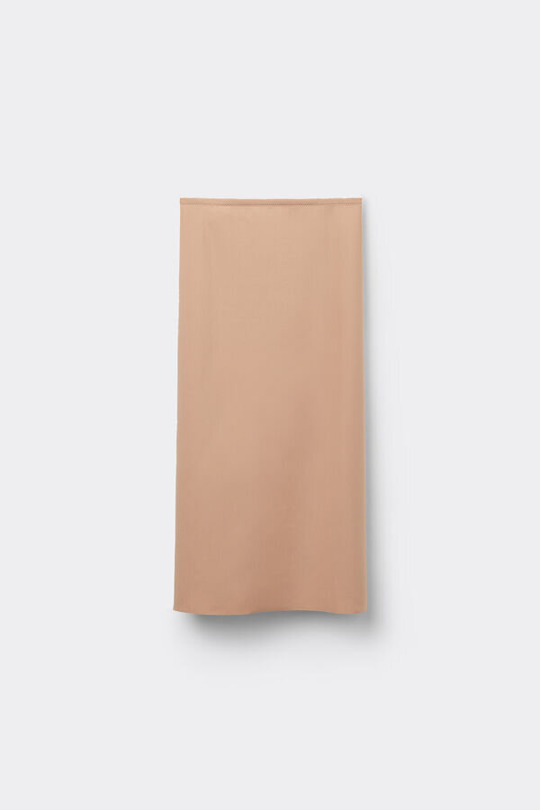 Muotoileva alushame saumattomasta mikrokuidusta Muotoileva alushame saumattomasta mikrokuidusta