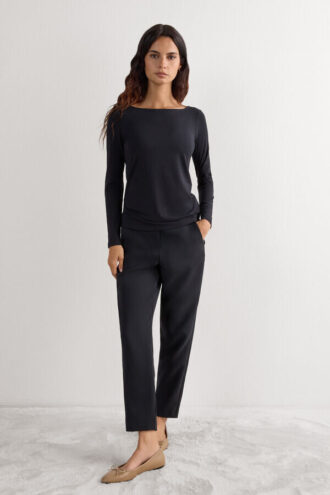 Pitkähihainen, korkeakauluksinen pusero mikromodalista Pitkähihainen, korkeakauluksinen pusero mikromodalista