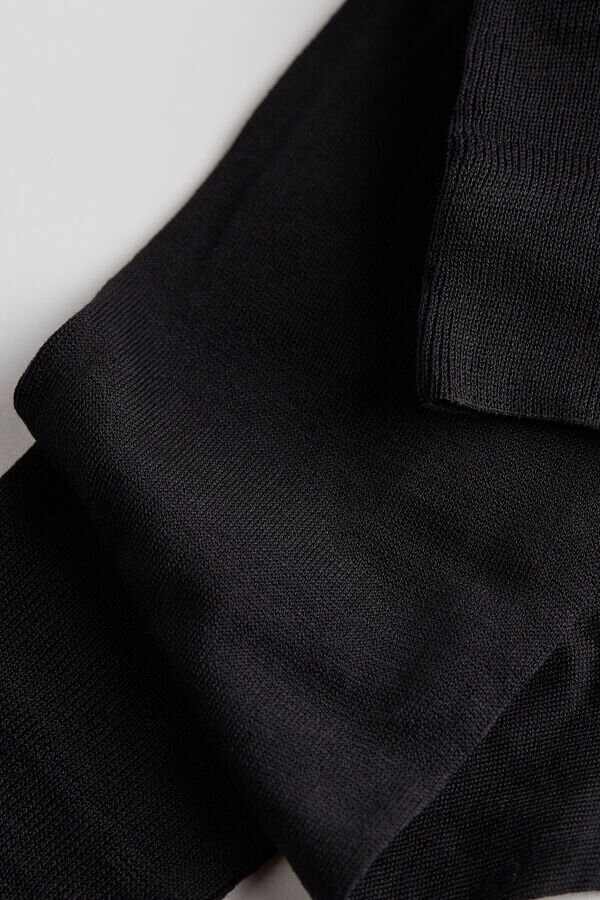 Pitkät satiiniset egyptiläisen puuvillan sukat Pitkät satiiniset egyptiläisen puuvillan sukat