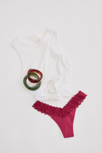 Pitsi ja mikrokuitu 80-luvun tyyliset Brazilian