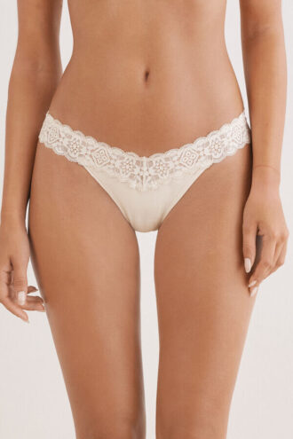 Pitsi ja puuvilla 80-luvun tyylinen Brazilian