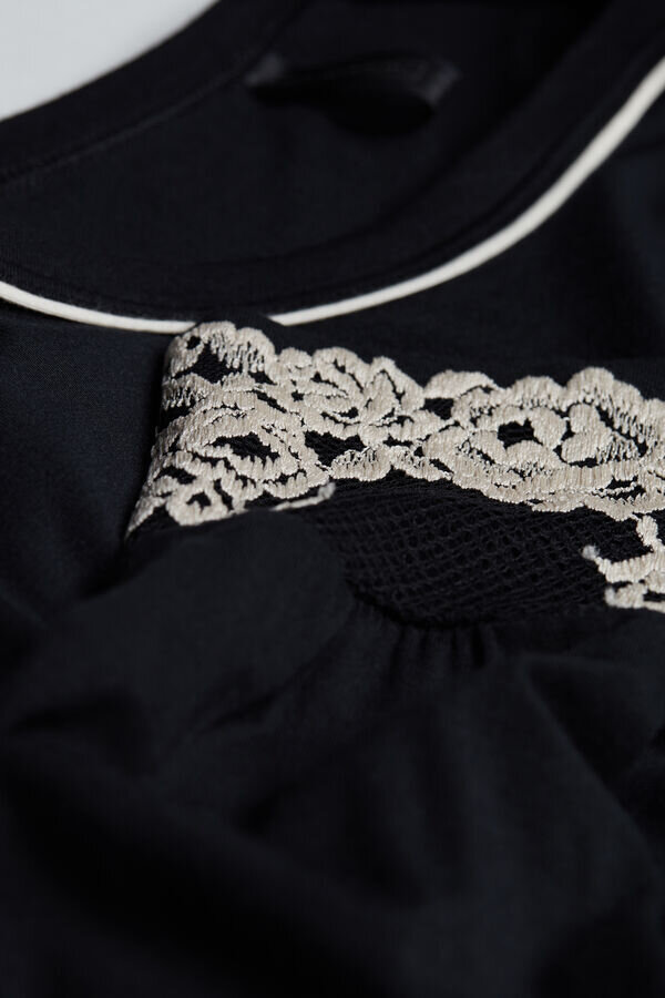 Pretty Flowers -modaalinen toppi Pretty Flowers -modaalinen toppi