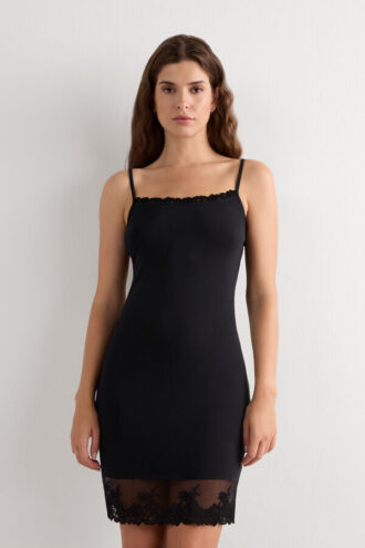 Pretty Flowers -modal-aluspaita