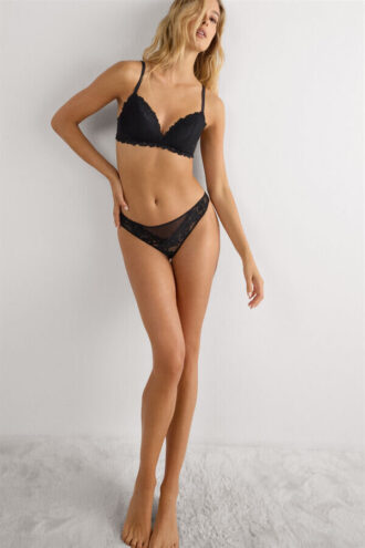 Pretty Flowers Tiziana -kolmiorintaliivit