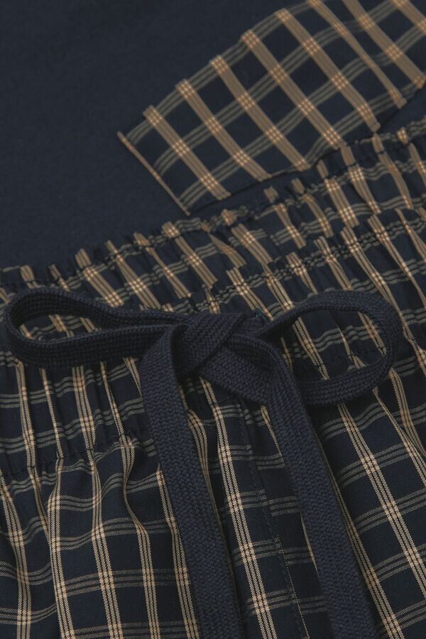 Sininen ja kermanvärinen ruudullinen kangas- ja puuvillainen lyhyt pyjama Sininen ja kermanvärinen ruudullinen kangas- ja puuvillainen lyhyt pyjama