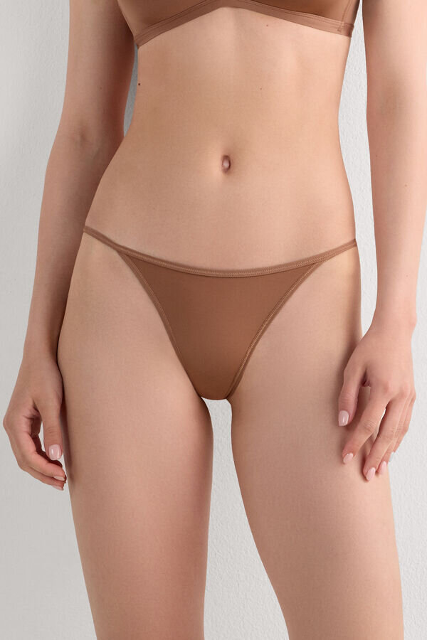Thong, jossa on Ultralight Microfiber-nauhat Thong, jossa on Ultralight Microfiber-nauhat