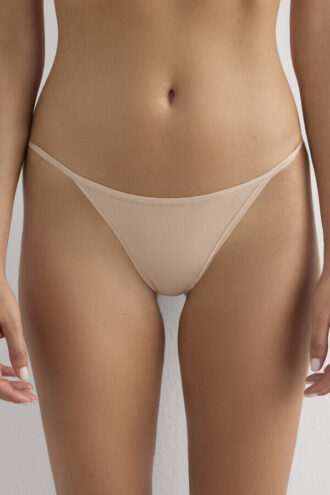 Thong, jossa on Ultralight Microfiber-nauhat