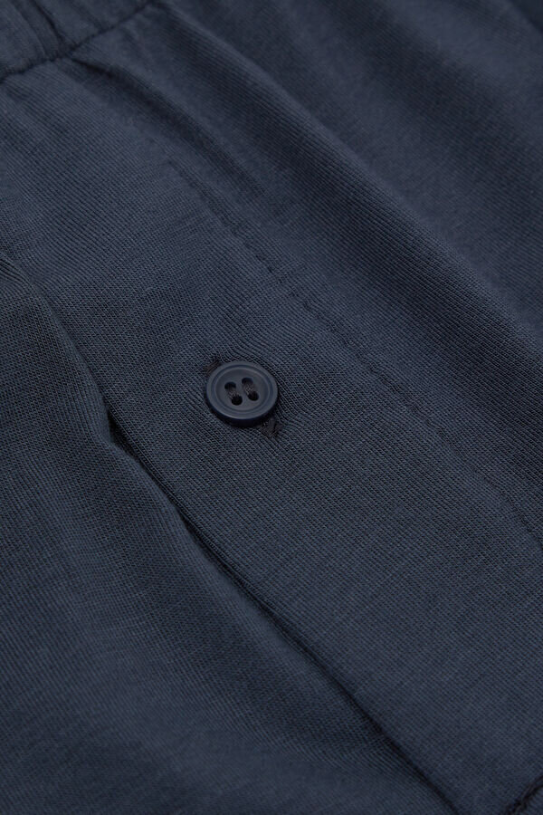 Tilavat bokserit pehmeää silkkiä Tilavat bokserit pehmeää silkkiä