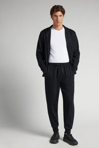 Täyspitkät tekniset housut