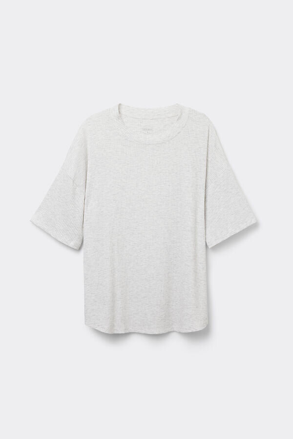 Tyylikäs ja mukava lyhythihainen modaalipaita Tyylikäs ja mukava lyhythihainen modaalipaita