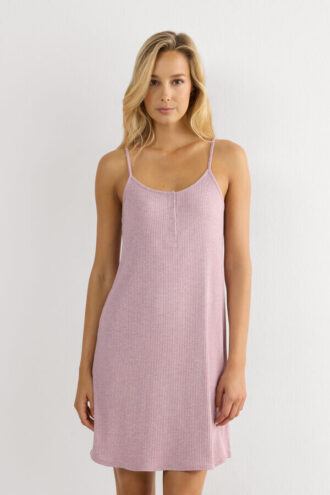 Tyylikäs ja mukava ohut olkaiminen yöpaita